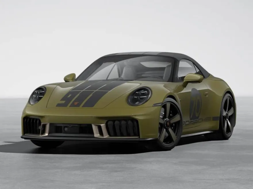 2026 Porsche 911 4 GTS photo 1