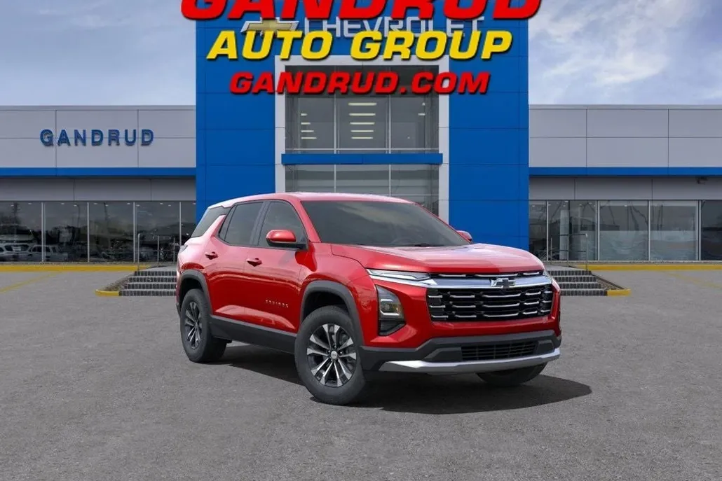 2026 Chevrolet Equinox LT photo 1