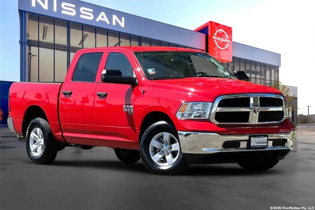 2023 Ram 1500 Classic SLT photo 1
