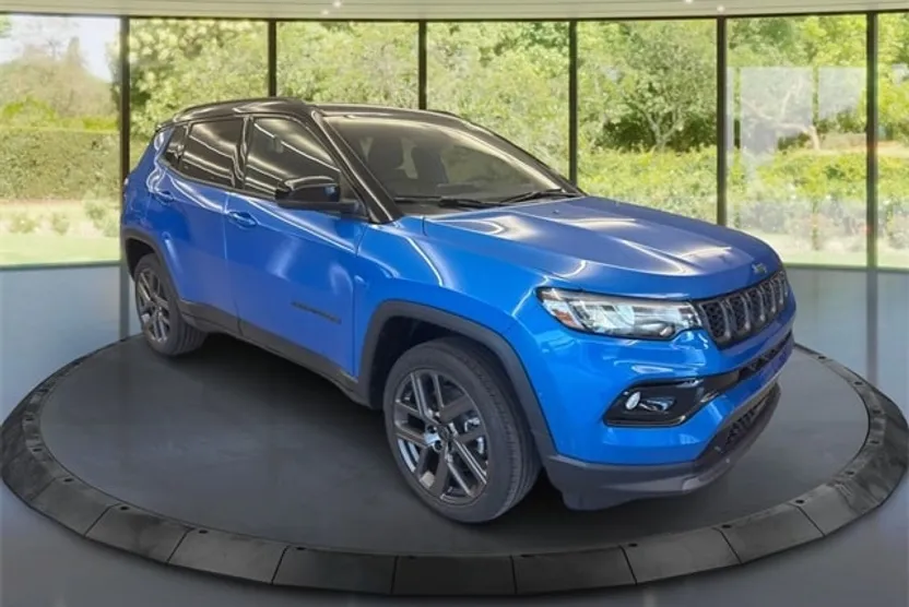 2026 Jeep Compass Limited Altitude photo 1