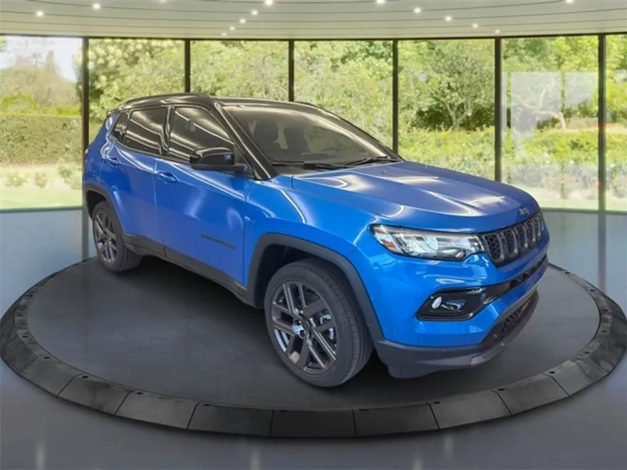 2026 Jeep Compass Limited Altitude photo 1