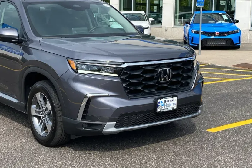 2025 Honda Pilot EX-L photo 1