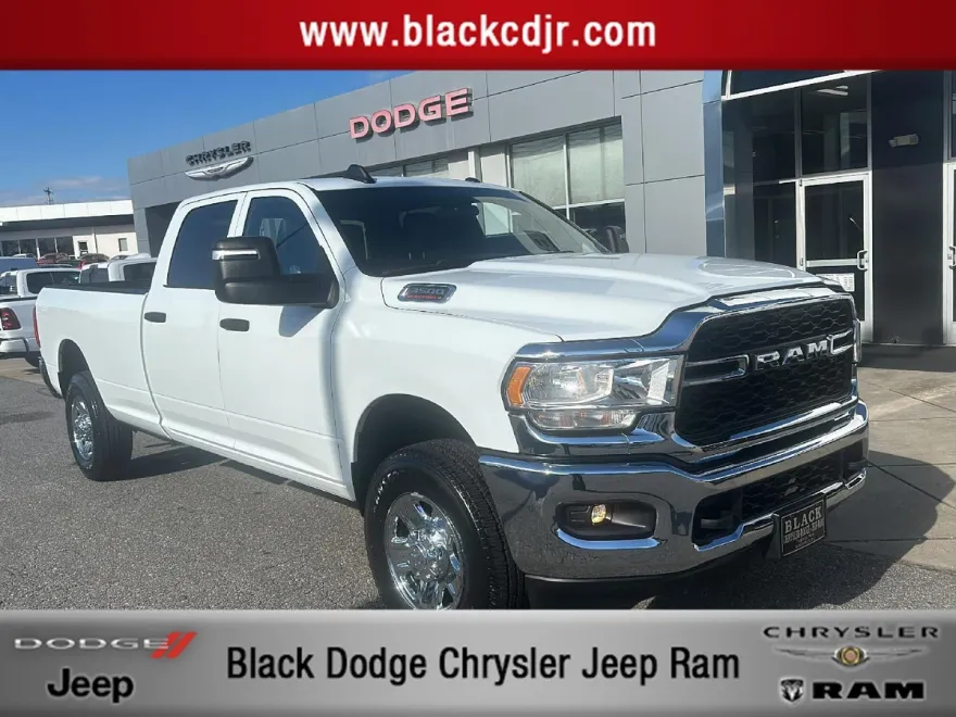 2024 Ram 3500 Tradesman photo 1