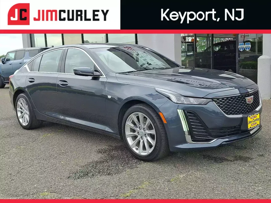 2022 Cadillac CT5 Luxury photo 1