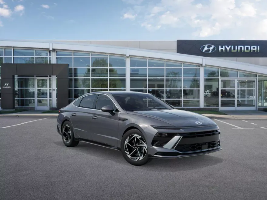 2026 Hyundai Sonata SEL Sport photo 1