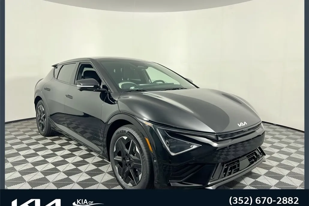 2025 Kia EV6 GT-Line photo 1