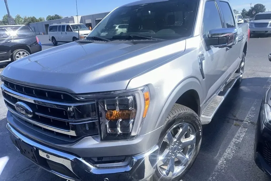 2023 Ford F-150 Lariat photo 1