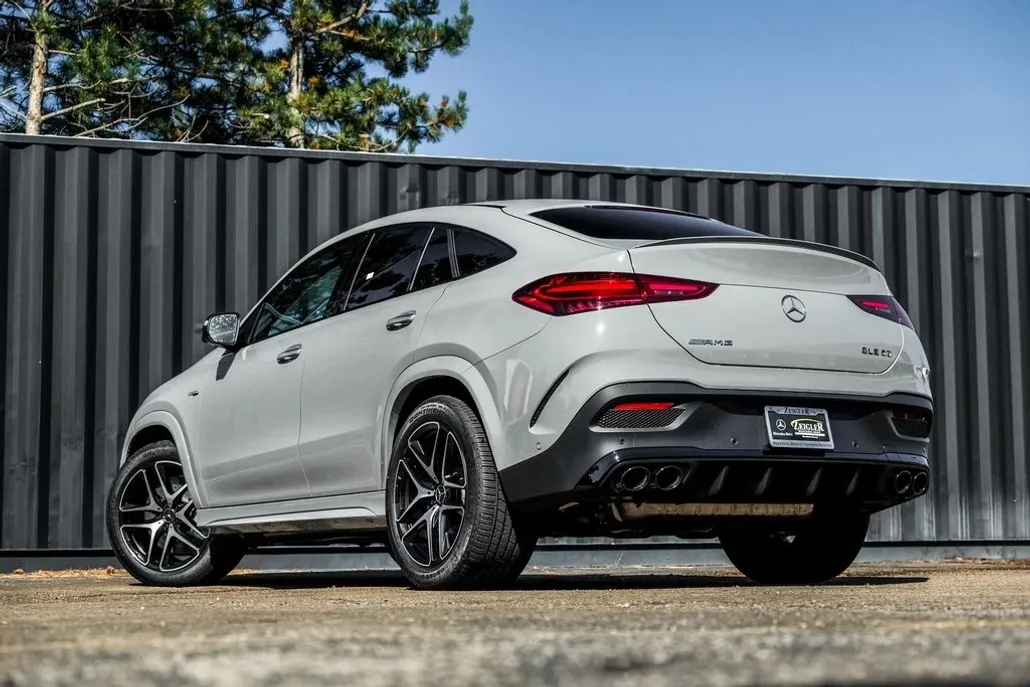 2026 Mercedes Benz GLE 53 AMG photo 1
