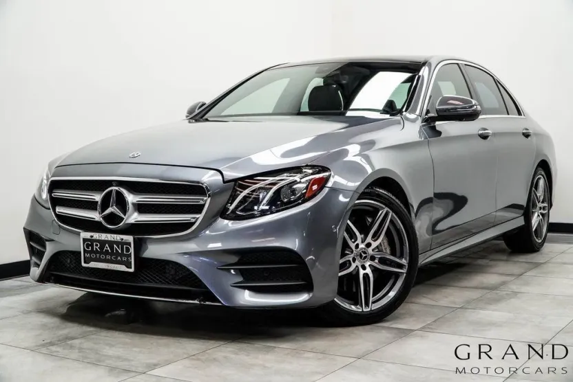 2020 Mercedes Benz E 350 4MATIC Sedan photo 1