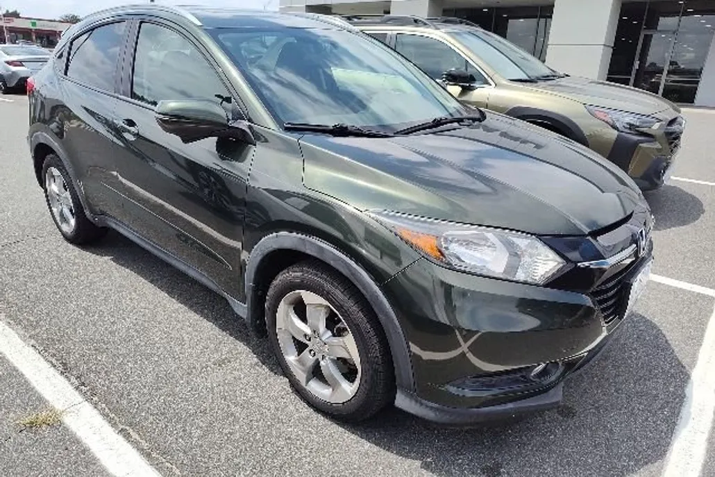 2017 Honda HR-V EX-L photo 1