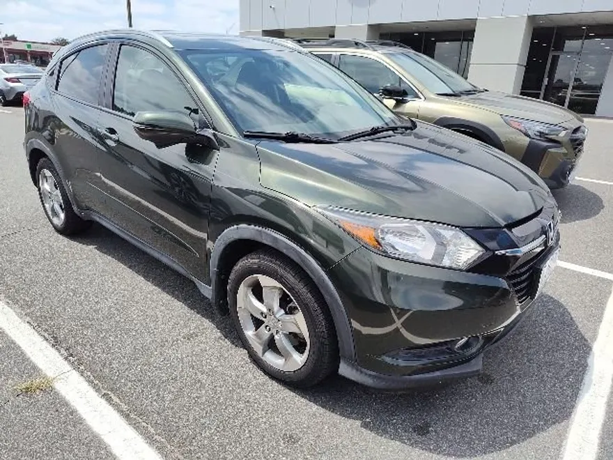 2017 Honda HR-V EX-L photo 1