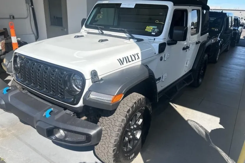 2024 Jeep Wrangler Willys 4xe photo 1
