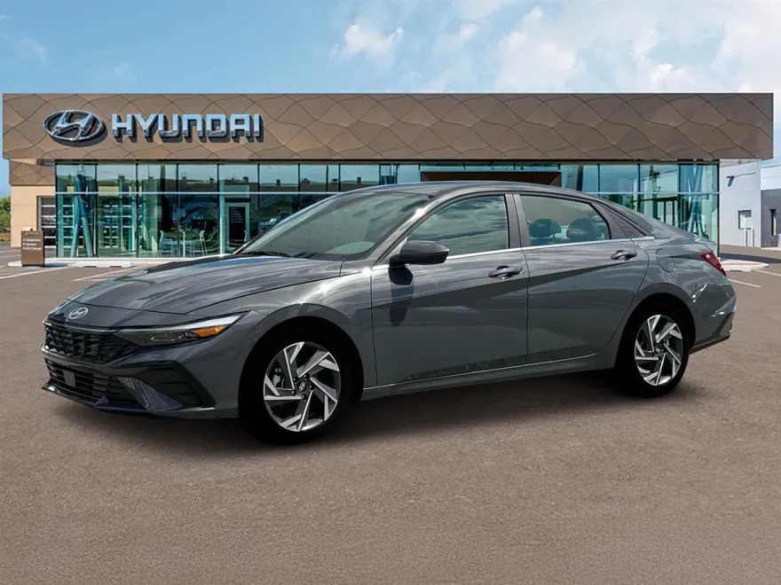 2025 Hyundai Elantra SEL Convenience photo 1
