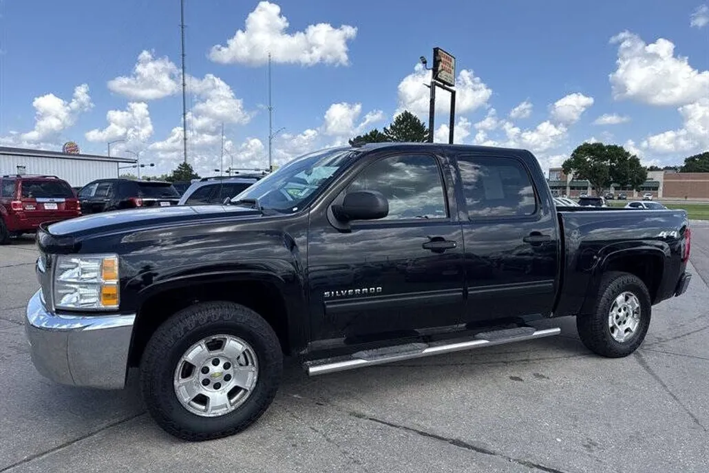 2013 Chevrolet Silverado 1500 LT photo 1