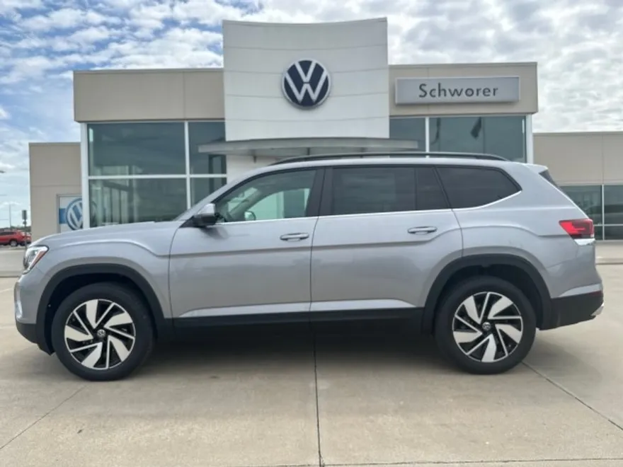2025 Volkswagen Atlas SE Technology photo 1