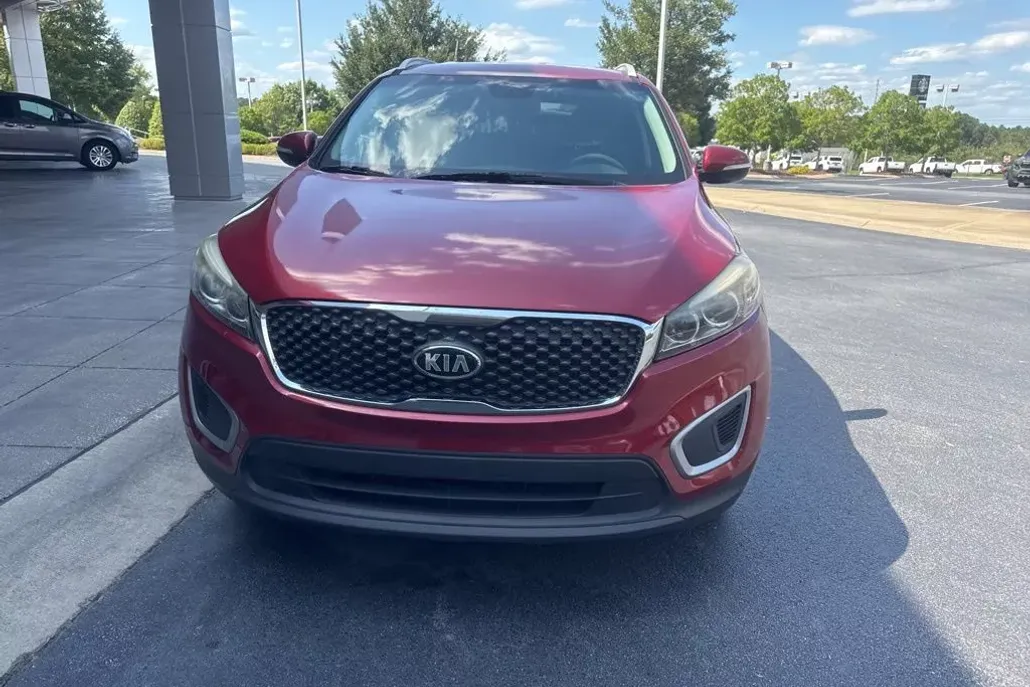 2018 Kia Sorento LX photo 1