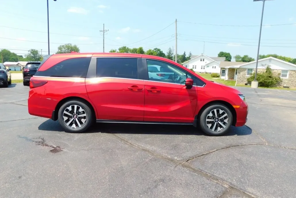 2025 Honda Odyssey EX-L photo 1