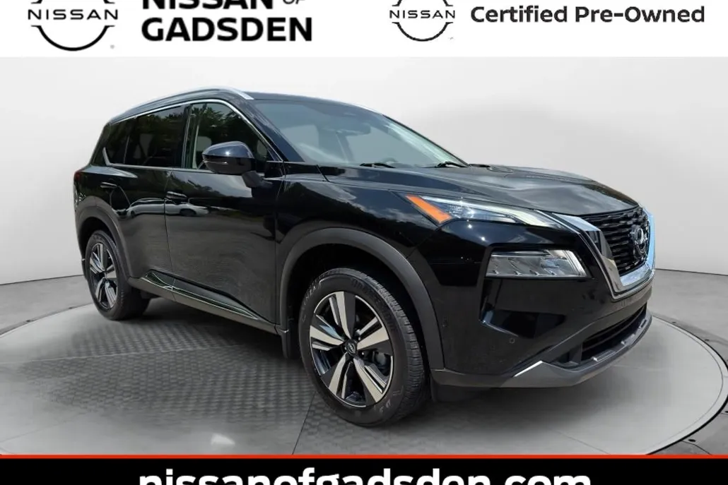 2023 Nissan Rogue SL photo 1