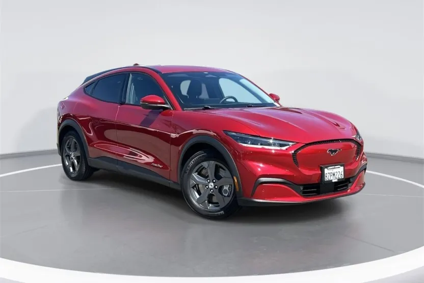2021 Ford Mustang Mach-E Select photo 1