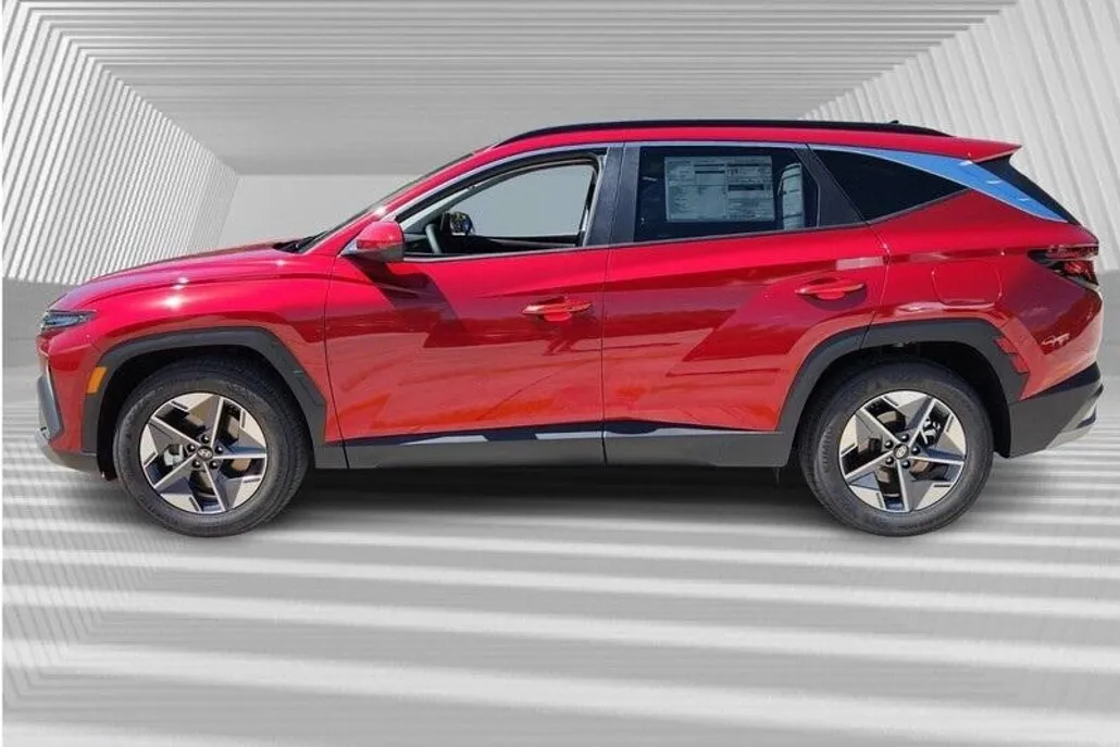2026 Hyundai Tucson SEL photo 1