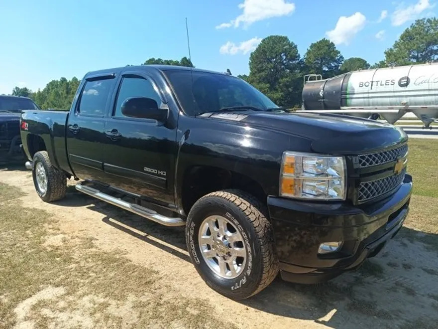 2013 Chevrolet Silverado 2500HD Z71 photo 1