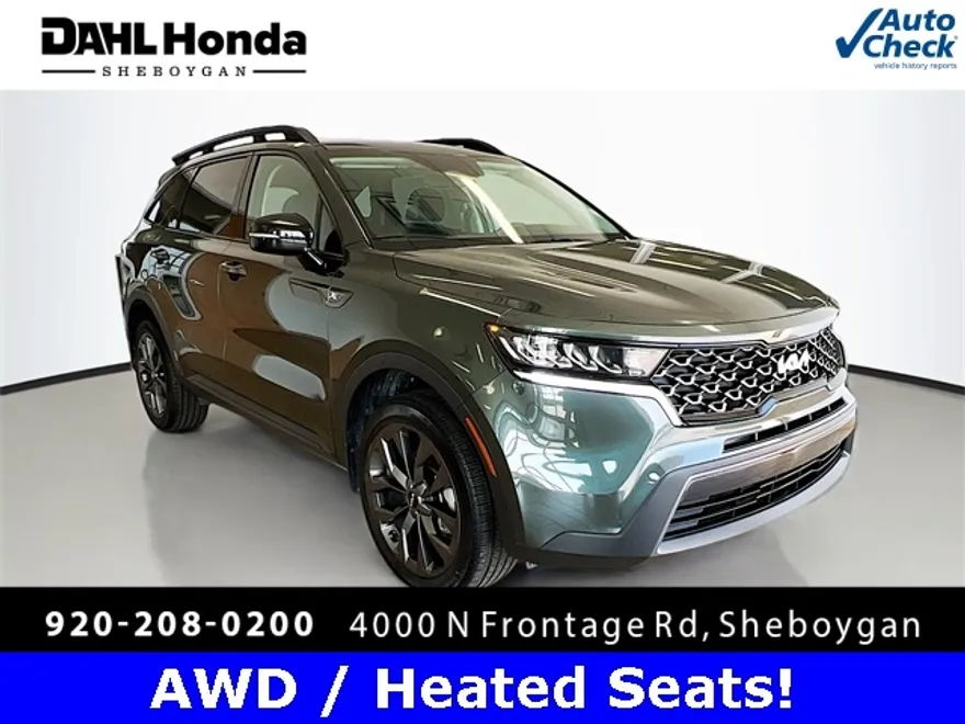 2023 Kia Sorento LX photo 1