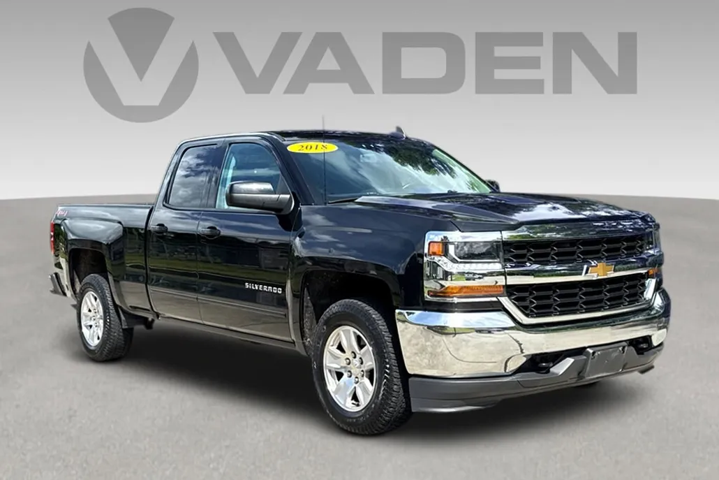 2018 Chevrolet Silverado 1500 LT photo 1