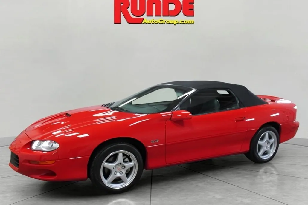 1998 Chevrolet Camaro Z28 photo 1