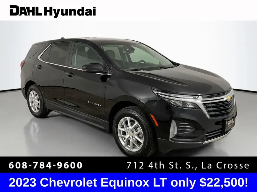 2023 Chevrolet Equinox LT photo 1