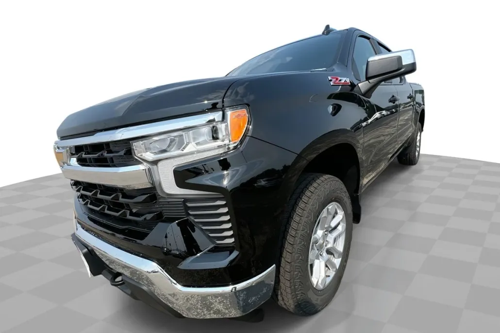 2026 Chevrolet Silverado 1500 LT photo 1