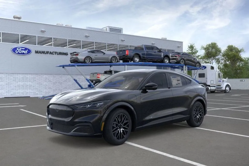 2025 Ford Mustang Mach-E Premium photo 1