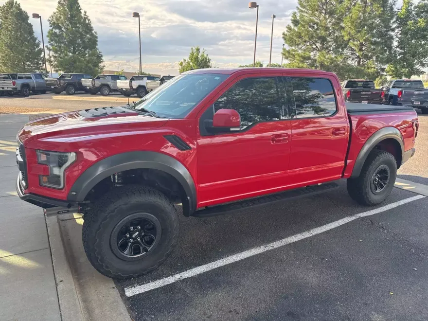2018 Ford F-150 Raptor photo 1