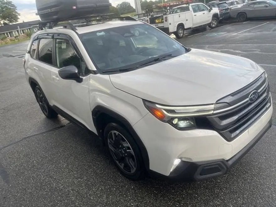 2025 Subaru Forester Limited photo 1