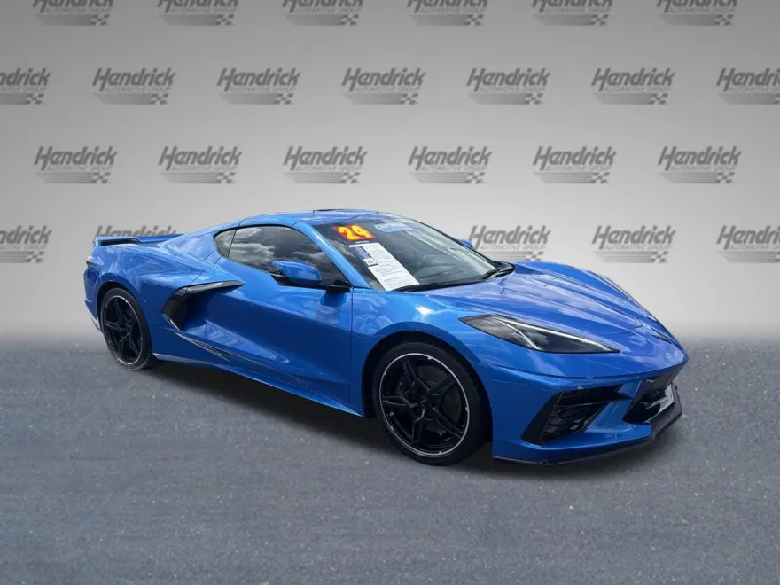 2024 Chevrolet Corvette Stingray 2LT photo 1