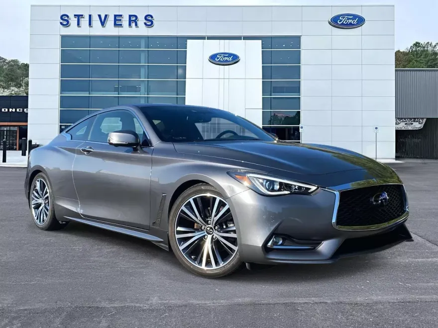 2022 Infiniti Q60 Luxe photo 1