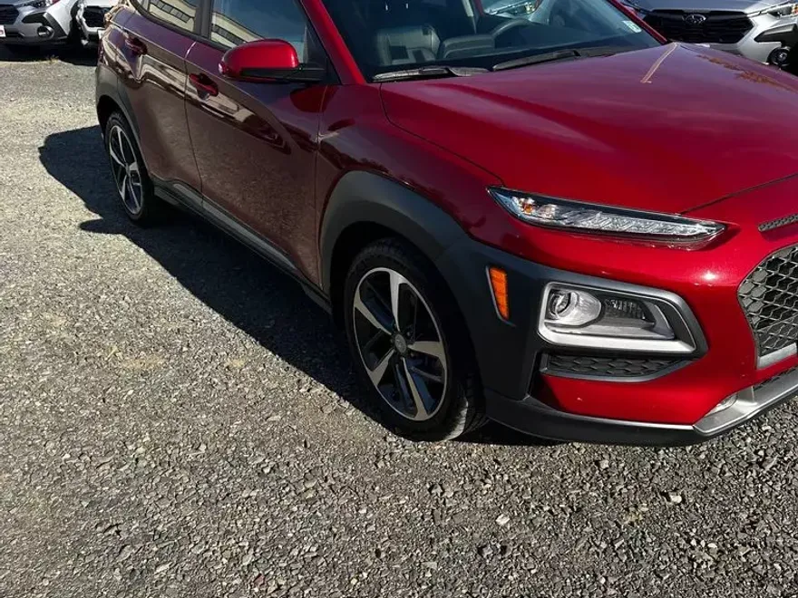 2021 Hyundai Kona Limited photo 1