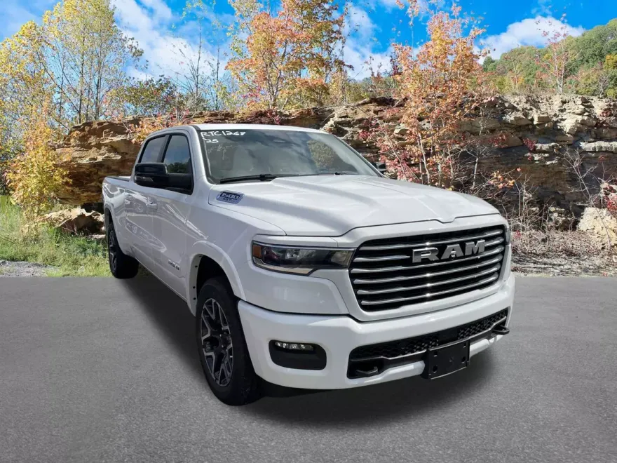 2025 Ram 1500 Laramie photo 1