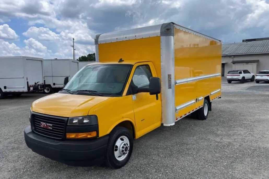 2021 Gmc Savana 3500 Cutaway photo 1