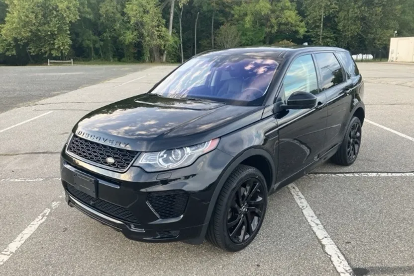 2019 Land Rover Discovery Sport HSE photo 1
