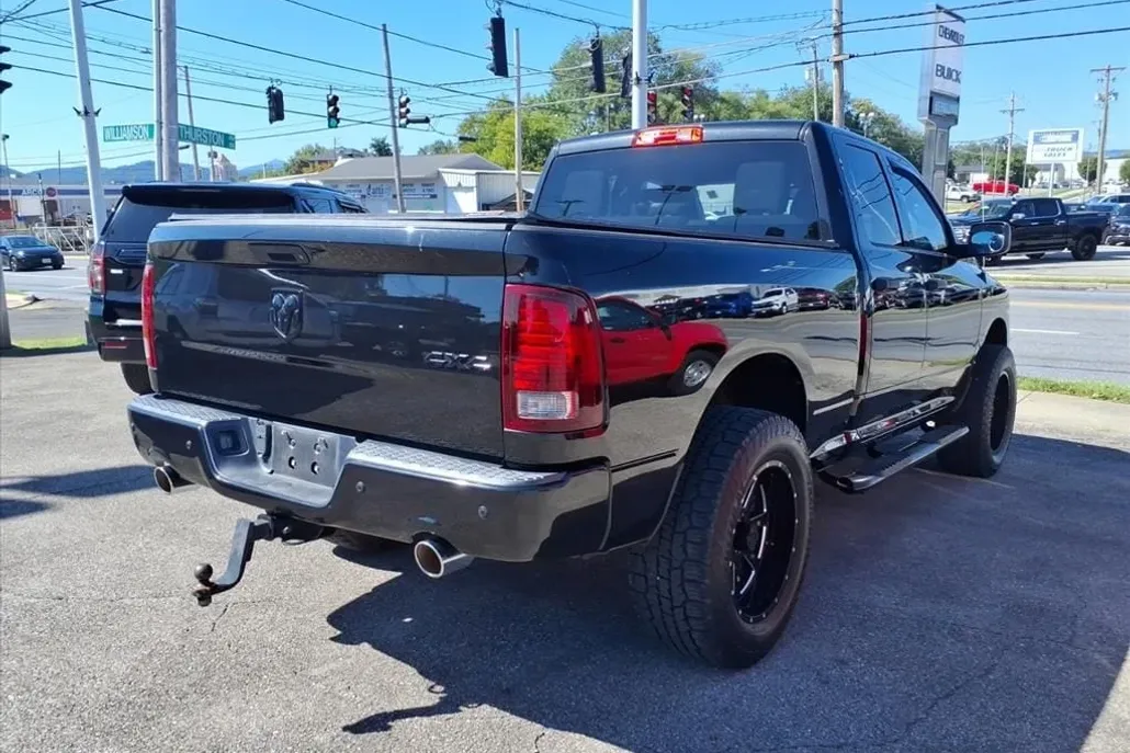 2015 Ram 1500 Express photo 1