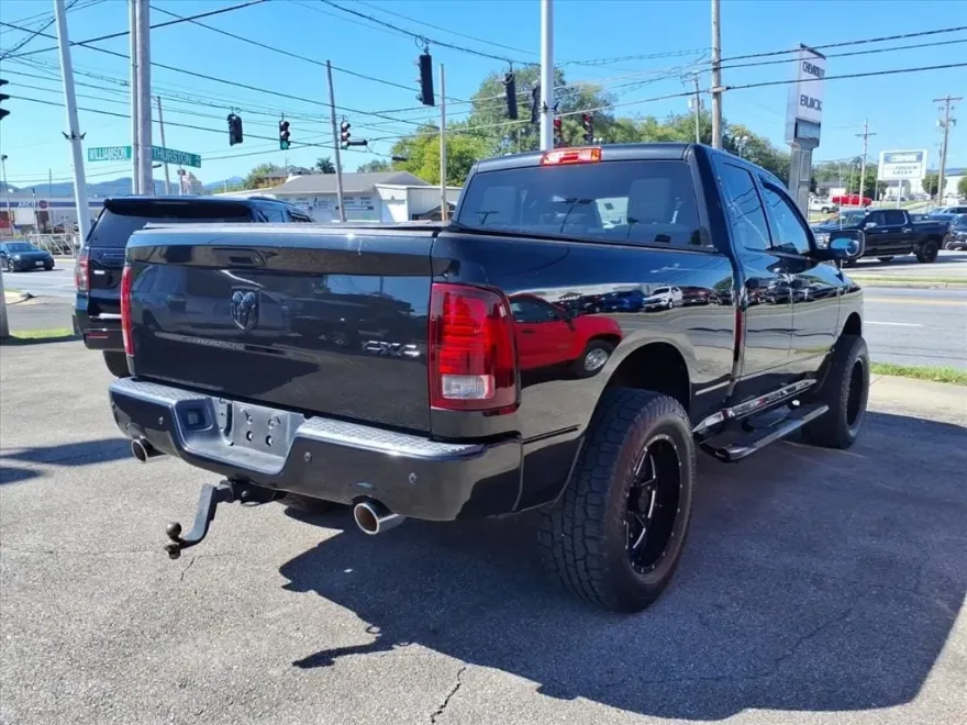 2015 Ram 1500 Express photo 1