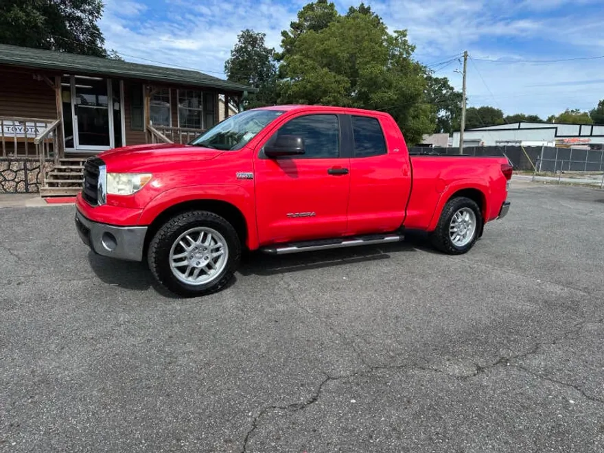 2011 Toyota Tundra Grade photo 1
