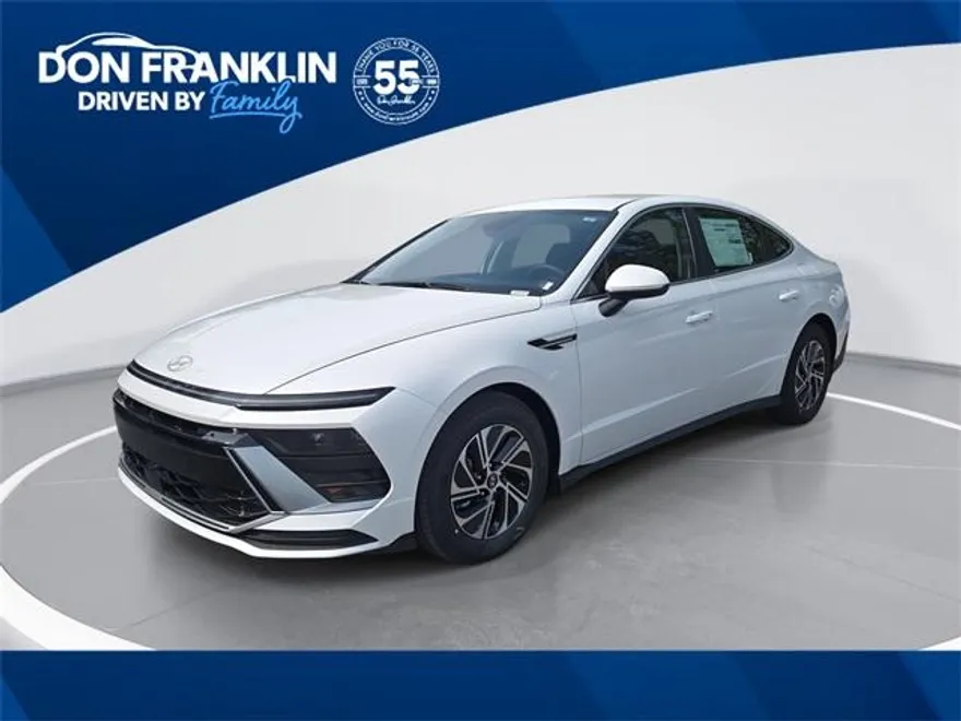 2026 Hyundai Sonata Hybrid Blue photo 1