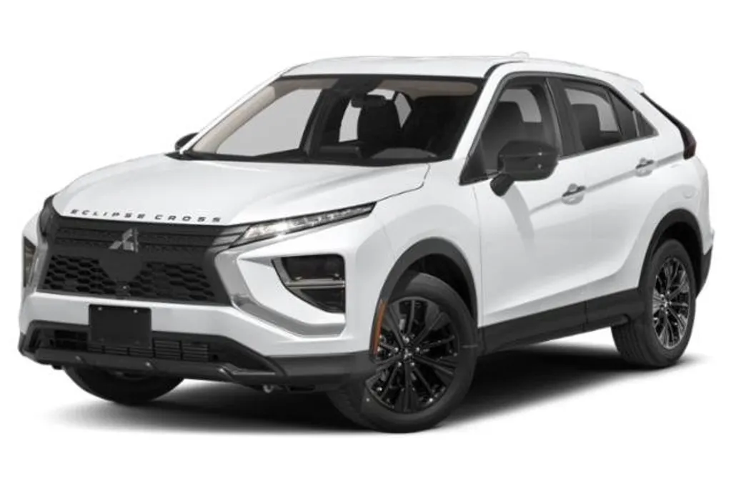 2023 Mitsubishi Eclipse Cross LE photo 1