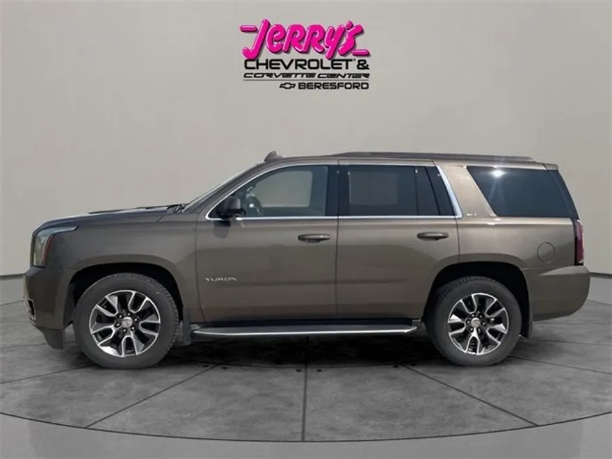 2016 Gmc Yukon SLT photo 1