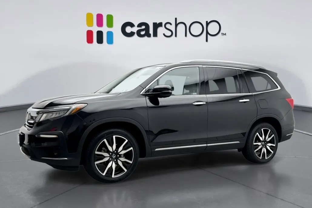 2019 Honda Pilot Touring photo 1