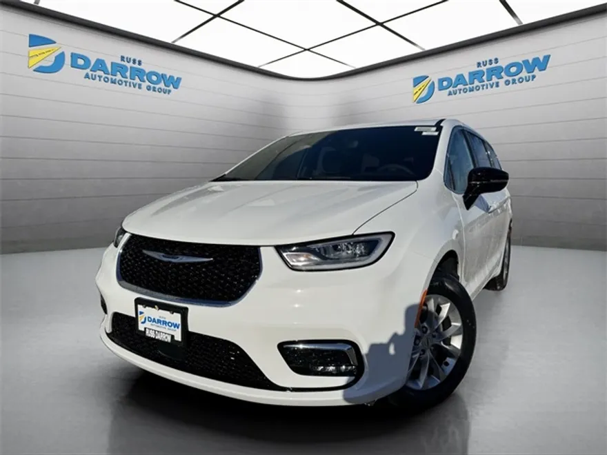 2025 Chrysler Pacifica photo 1
