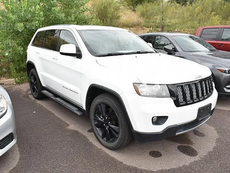 2013 Jeep Grand Cherokee Laredo photo 1