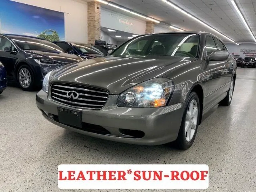 2004 Infiniti Q45 photo 1