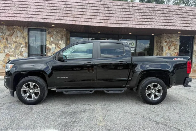 2016 Chevrolet Colorado Z71 photo 1